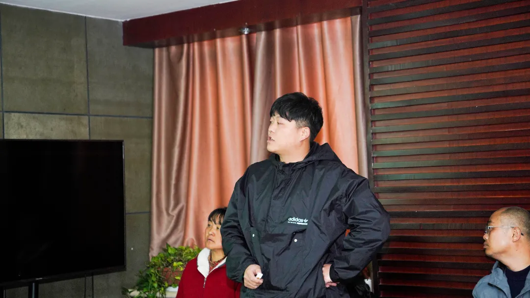 六大茶山2021年終述職圓滿(mǎn)完成，共迎百年榮耀&middot;雙十加冕的2022年